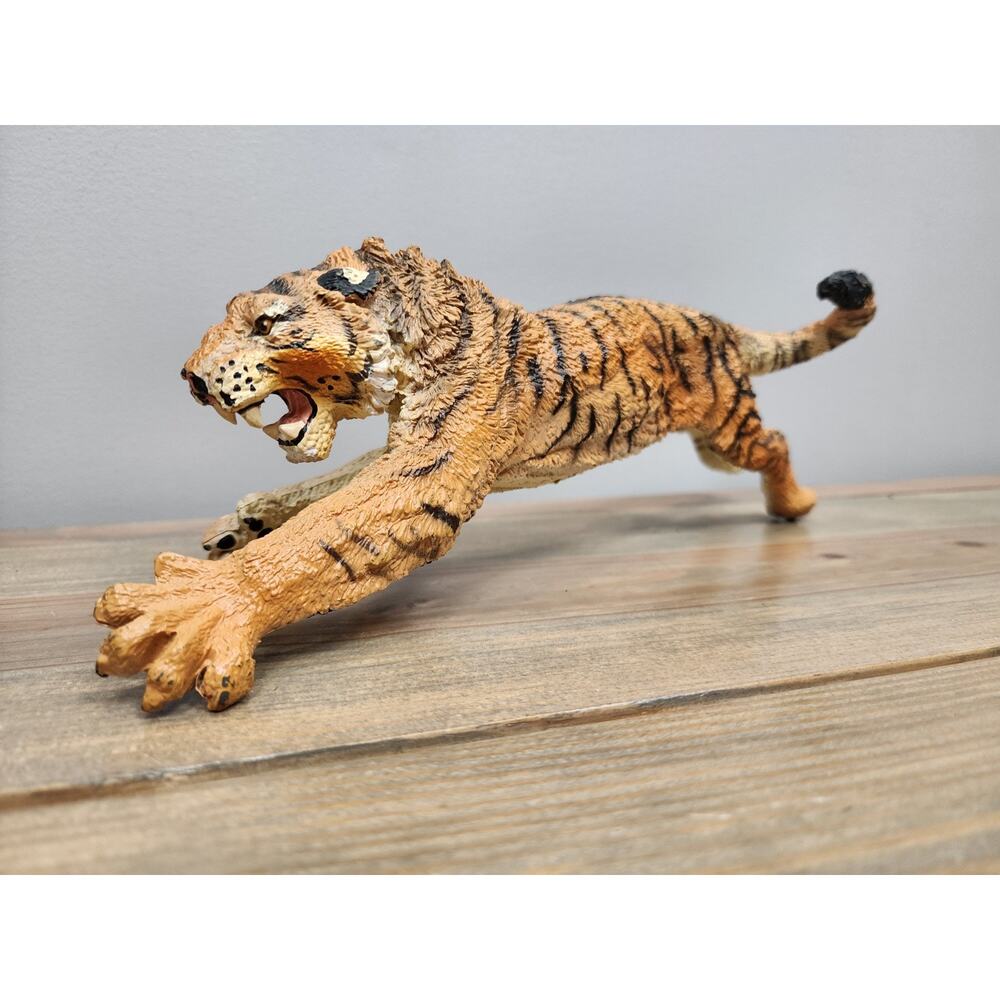Safari LTD Siberian Tiger 12" Figure Attack Mode Limited Edition Vtg Retired